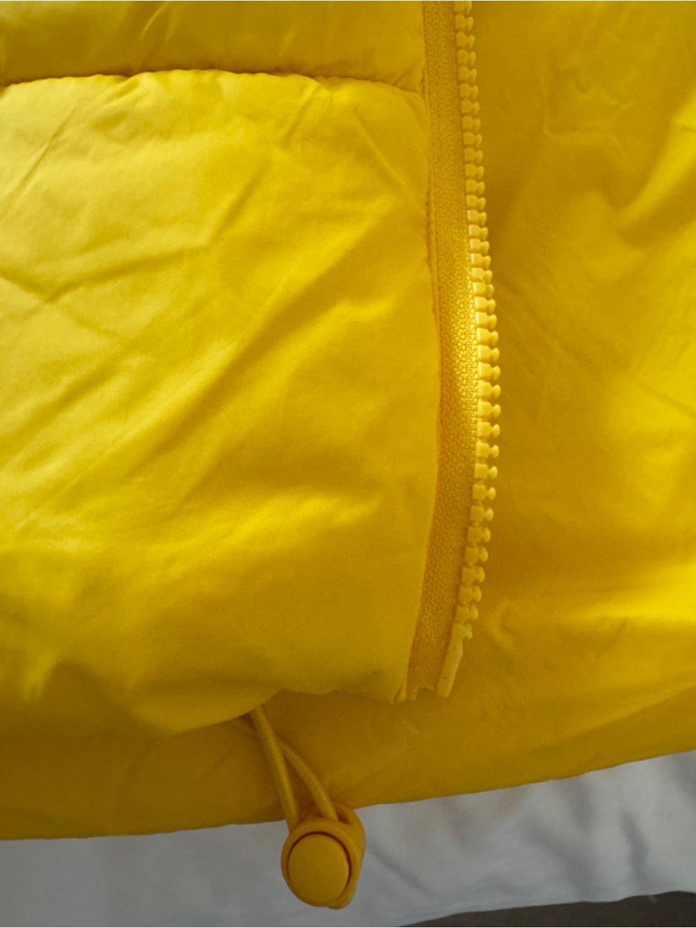 Yellow Puffer Vest - Lightweight Warmth - Picture 5 of 5